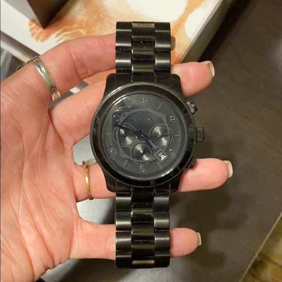 Black Michael Kors watch - Picture 1 of 6